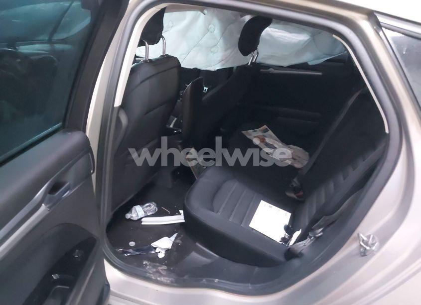 Photo 8 of 2015 Ford Fusion SE (VIN 3FA6P0H78FR104998)