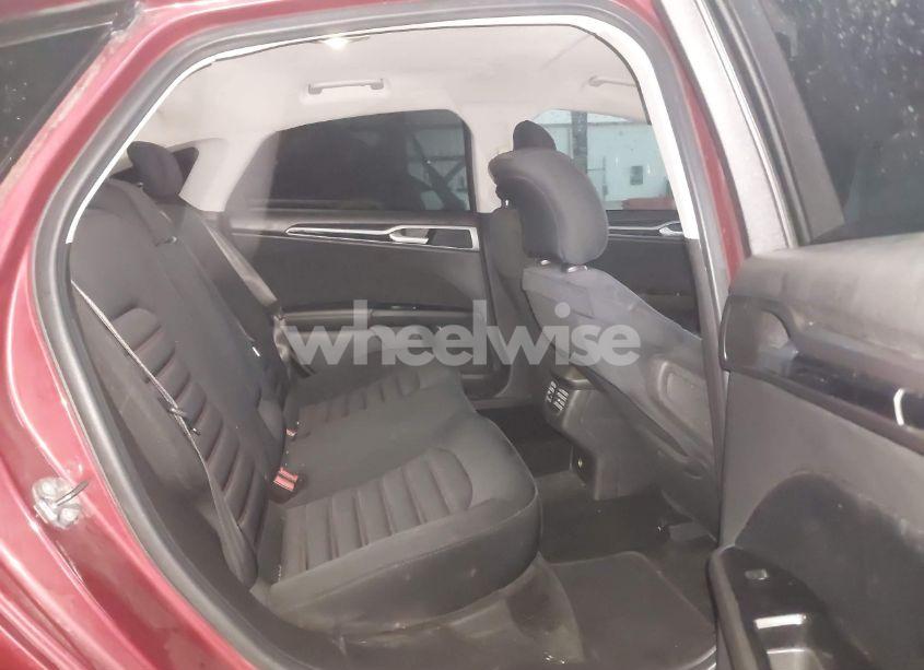 Photo 8 of 2015 Ford Fusion SE (VIN 3FA6P0H78FR212456)