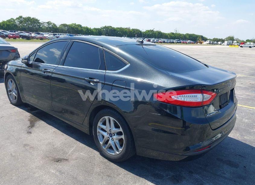 Photo 3 of 2015 Ford Fusion SE (VIN 3FA6P0H78FR227409)