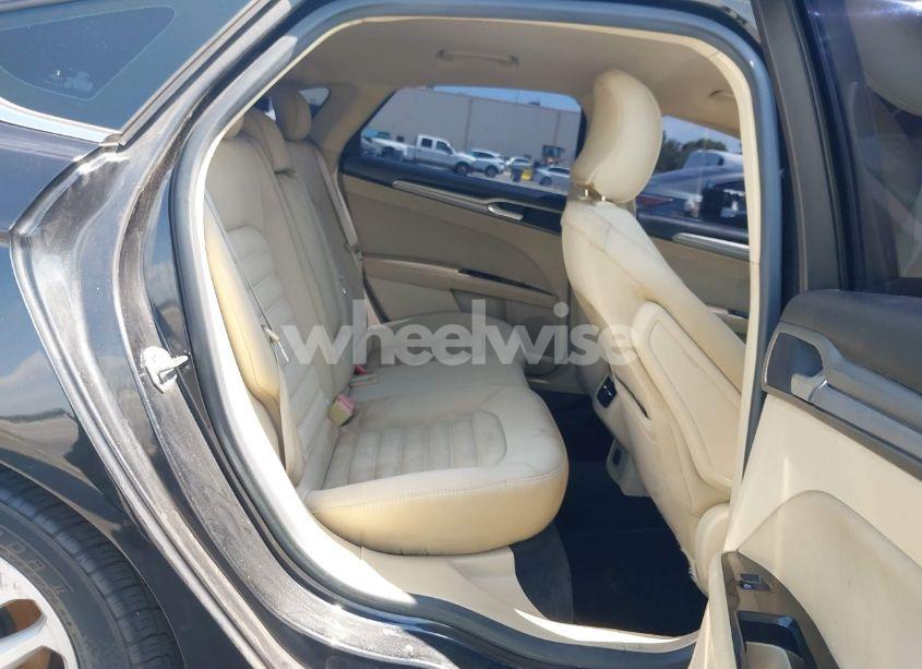 Photo 8 of 2015 Ford Fusion SE (VIN 3FA6P0H78FR227409)