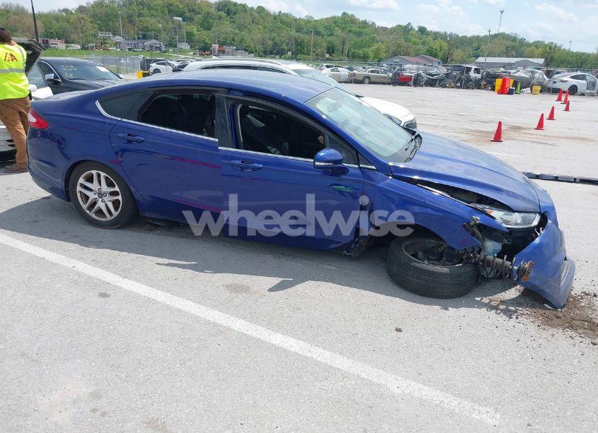 2015 Ford Fusion SE (VIN 3FA6P0H78FR260832) main photo