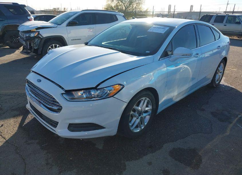Photo 2 of 2015 Ford Fusion SE (VIN 3FA6P0H78FR266047)