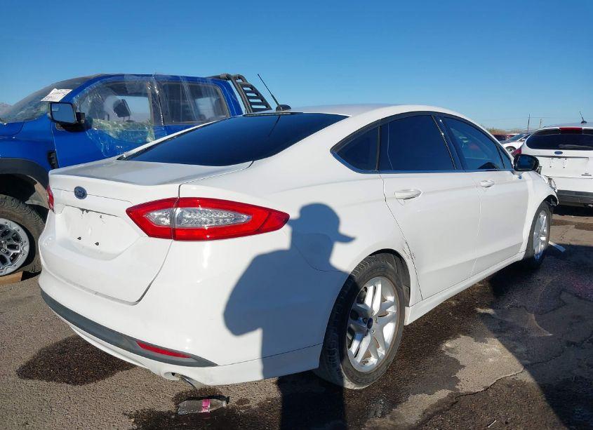 Photo 4 of 2015 Ford Fusion SE (VIN 3FA6P0H78FR266047)