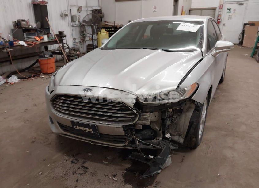 Photo 2 of 2015 Ford Fusion SE (VIN 3FA6P0H78FR266503)