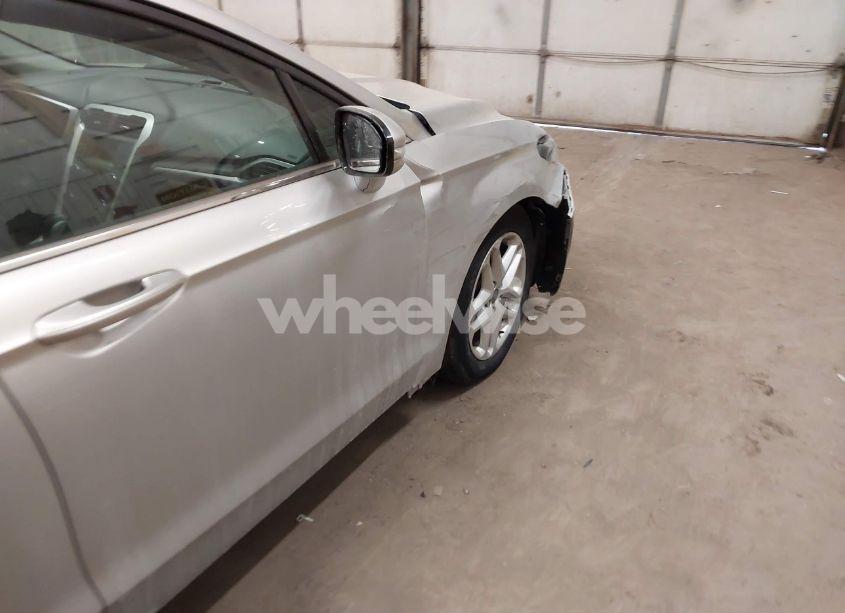 Photo 6 of 2015 Ford Fusion SE (VIN 3FA6P0H78FR266503)
