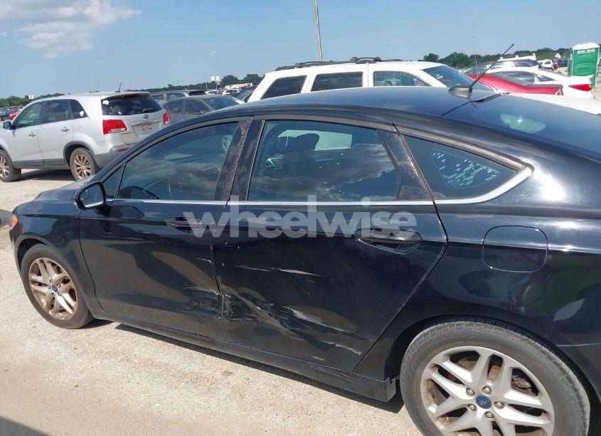 Photo 14 of 2016 Ford Fusion SE (VIN 3FA6P0H78GR145195)