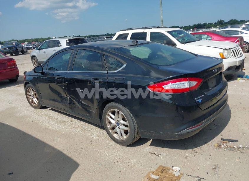 Photo 3 of 2016 Ford Fusion SE (VIN 3FA6P0H78GR145195)