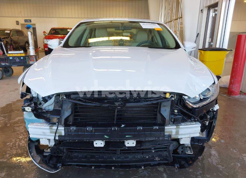 Photo 12 of 2016 Ford Fusion SE (VIN 3FA6P0H78GR147092)