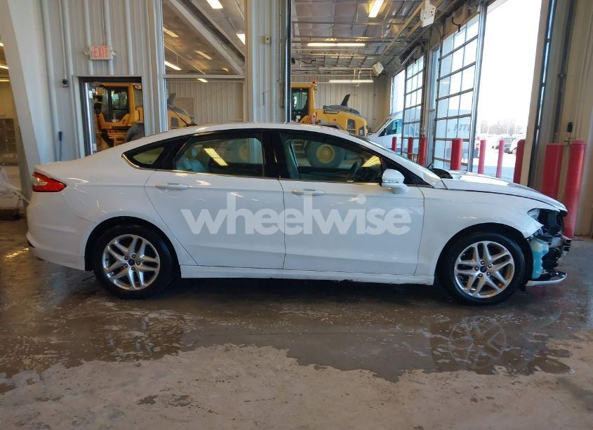 Photo 13 of 2016 Ford Fusion SE (VIN 3FA6P0H78GR147092)