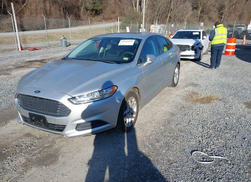 Photo 2 of 2016 Ford Fusion SE (VIN 3FA6P0H78GR189892)