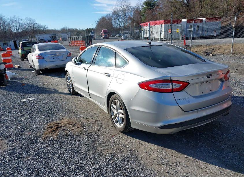 Photo 3 of 2016 Ford Fusion SE (VIN 3FA6P0H78GR189892)