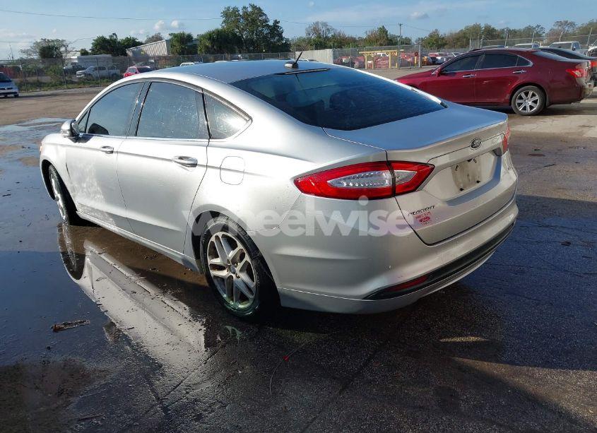 Photo 3 of 2016 Ford Fusion SE (VIN 3FA6P0H78GR211342)