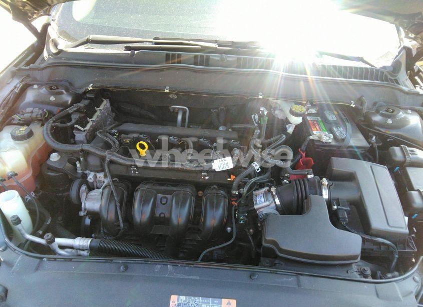 Photo 10 of 2016 Ford Fusion SE (VIN 3FA6P0H78GR243790)