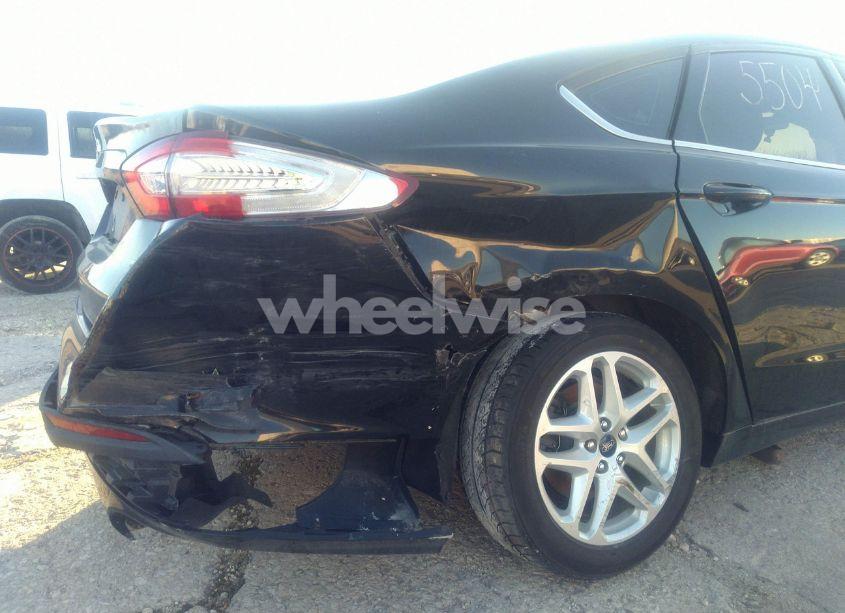 Photo 6 of 2016 Ford Fusion SE (VIN 3FA6P0H78GR243790)