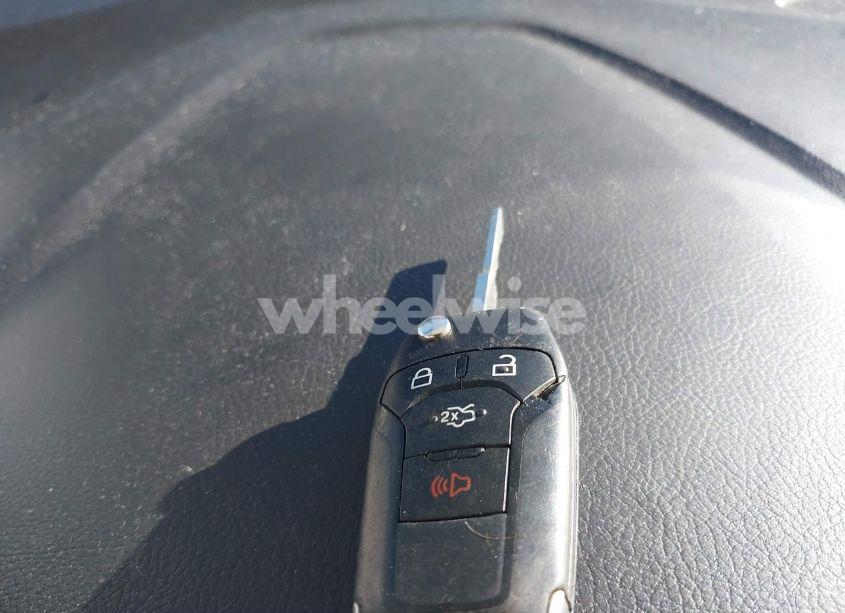 Photo 11 of 2016 Ford Fusion SE (VIN 3FA6P0H78GR260637)