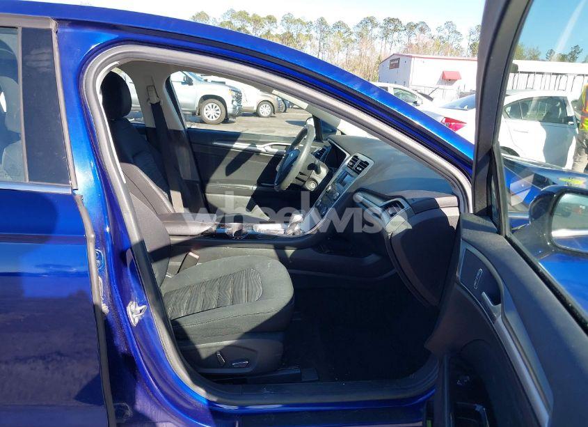 Photo 5 of 2016 Ford Fusion SE (VIN 3FA6P0H78GR260637)