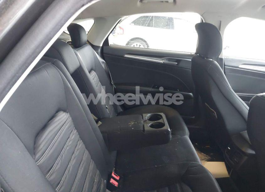 Photo 8 of 2016 Ford Fusion SE (VIN 3FA6P0H78GR262906)