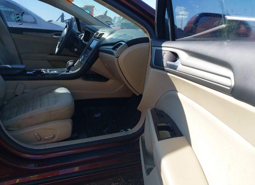 Photo 5 of 2016 Ford Fusion SE (VIN 3FA6P0H78GR279060)