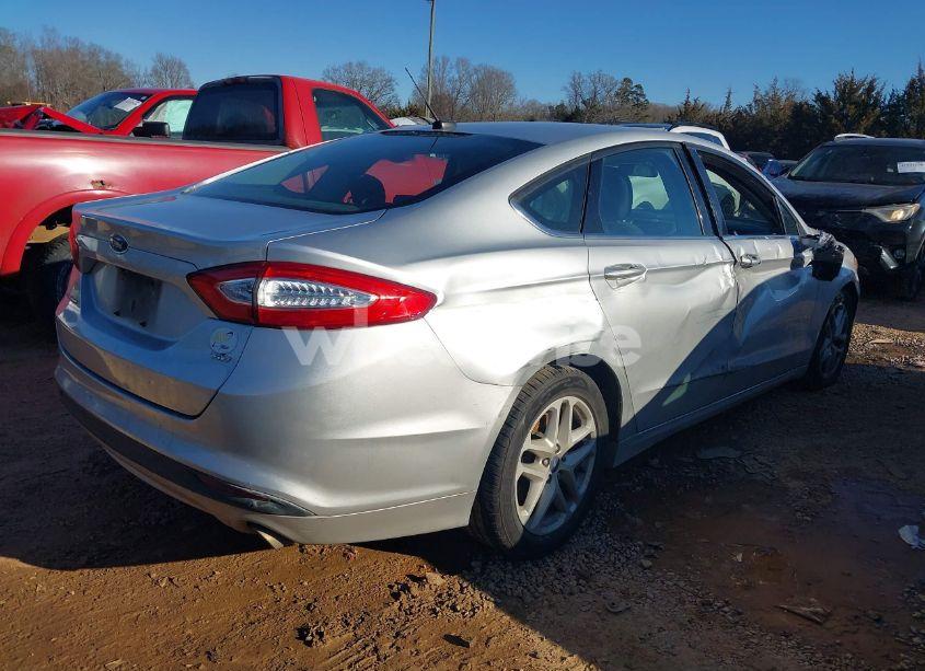 Photo 4 of 2016 Ford Fusion SE (VIN 3FA6P0H78GR306659)