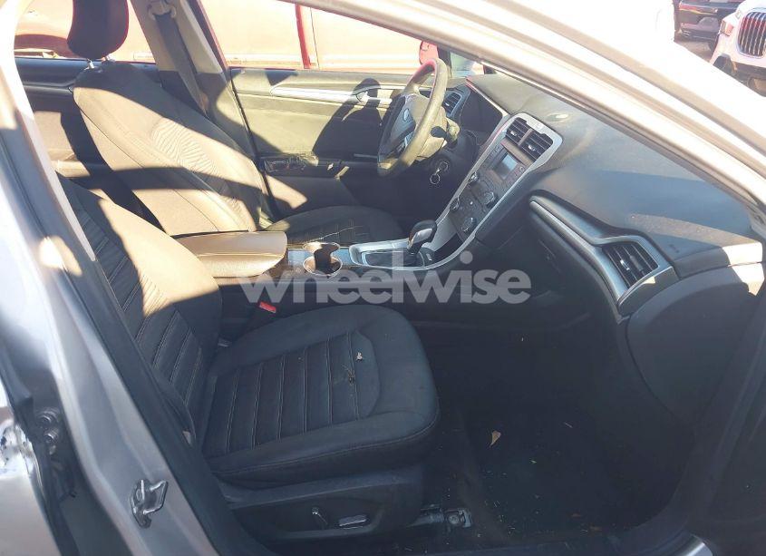 Photo 5 of 2016 Ford Fusion SE (VIN 3FA6P0H78GR306659)