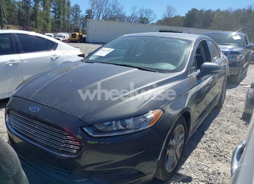 Photo 2 of 2016 Ford Fusion SE (VIN 3FA6P0H78GR310730)