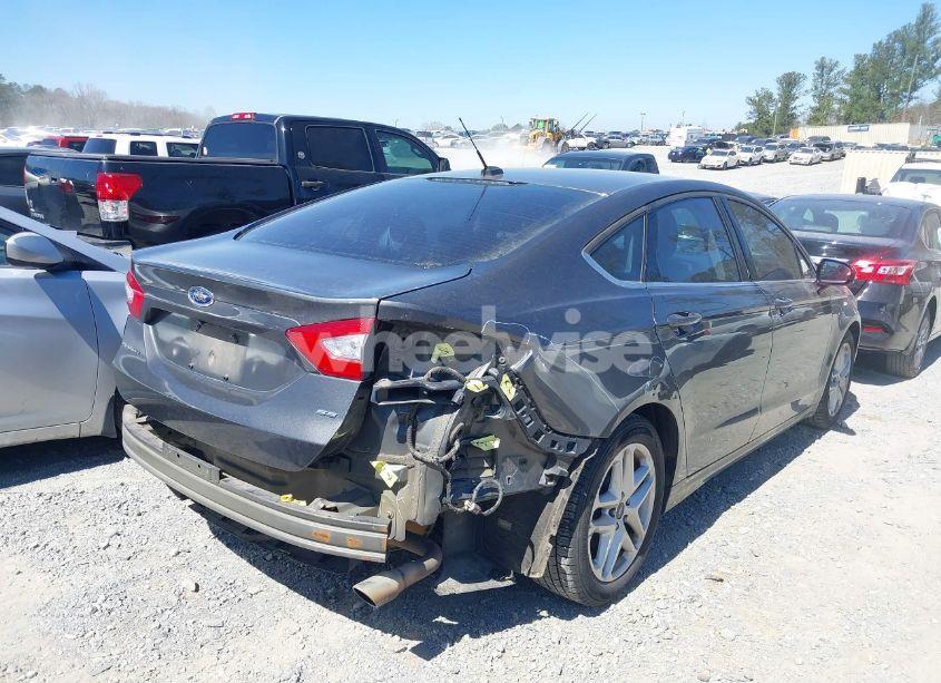 Photo 4 of 2016 Ford Fusion SE (VIN 3FA6P0H78GR310730)