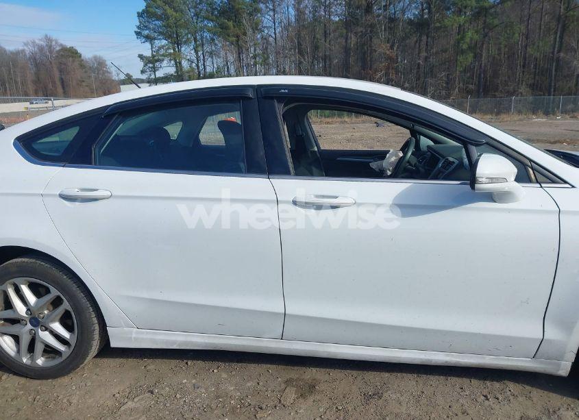 Photo 13 of 2016 Ford Fusion SE (VIN 3FA6P0H78GR332677)