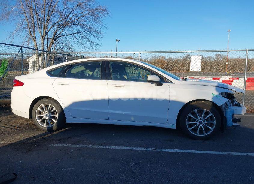 Photo 13 of 2017 Ford Fusion SE (VIN 3FA6P0H78HR106818)