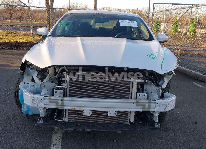 Photo 6 of 2017 Ford Fusion SE (VIN 3FA6P0H78HR106818)