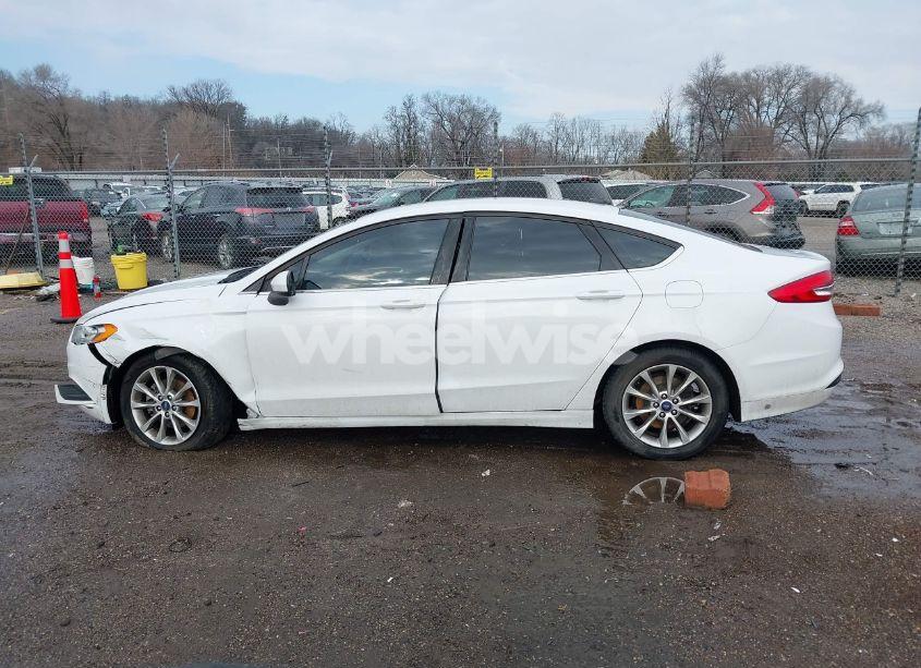 Photo 14 of 2017 Ford Fusion SE (VIN 3FA6P0H78HR117799)