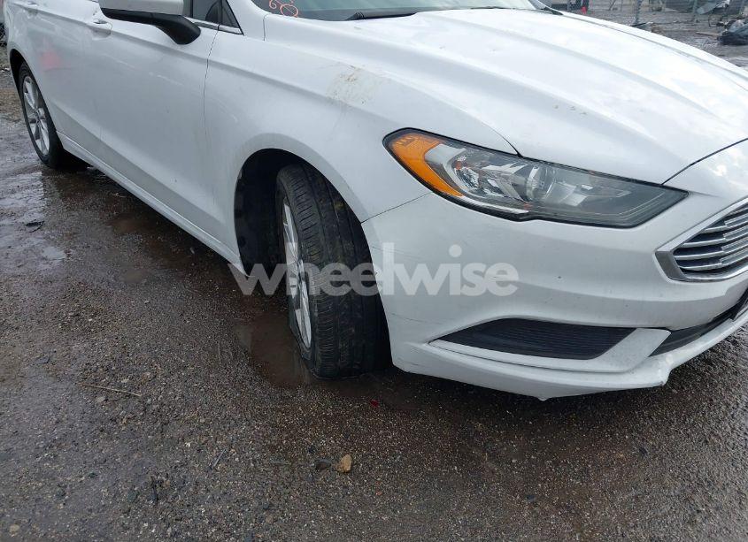 Photo 17 of 2017 Ford Fusion SE (VIN 3FA6P0H78HR117799)