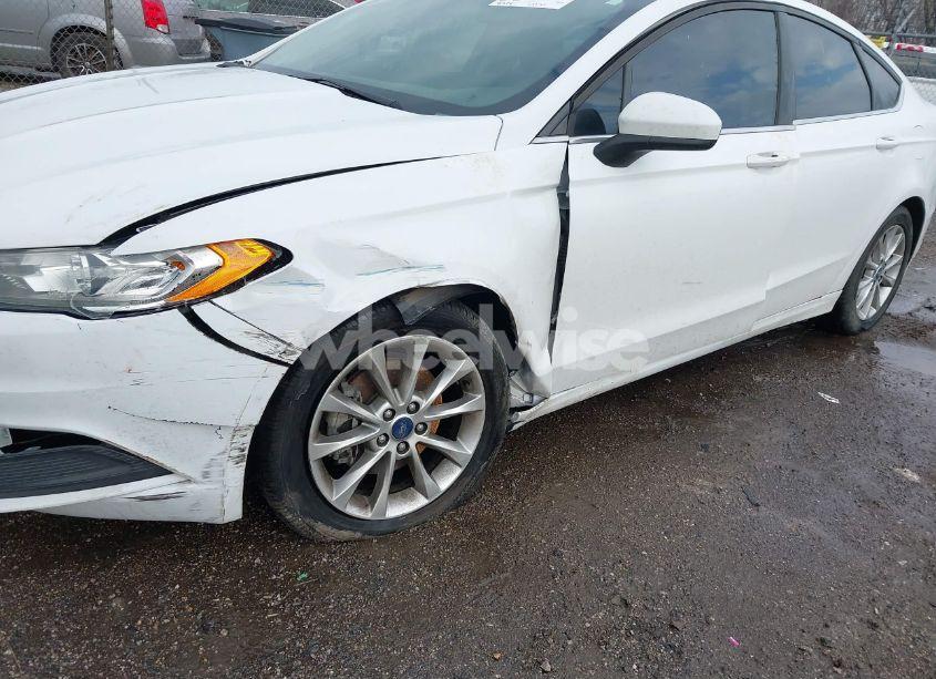 Photo 6 of 2017 Ford Fusion SE (VIN 3FA6P0H78HR117799)