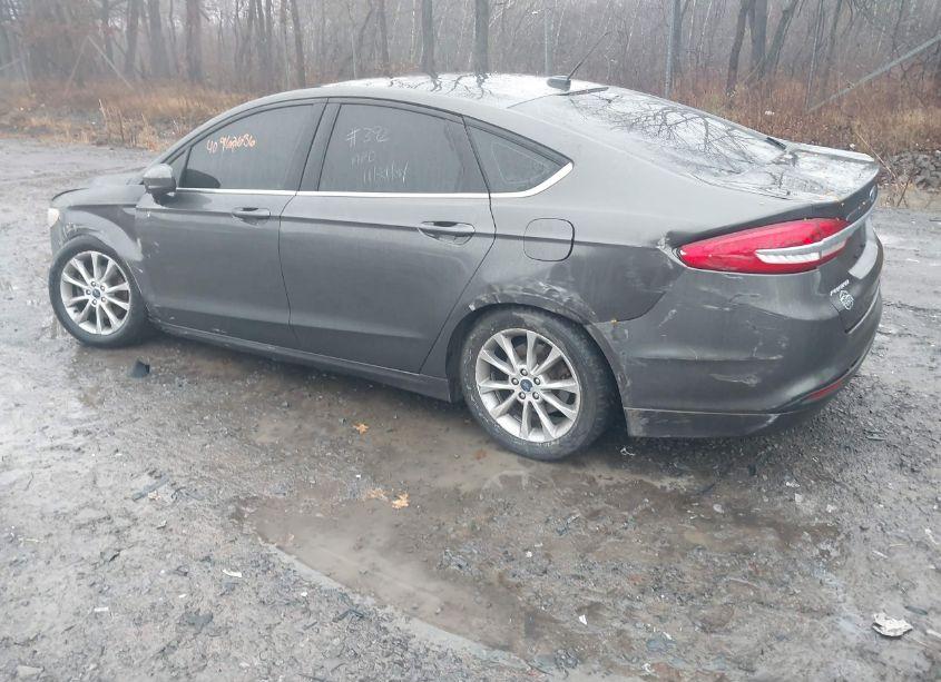Photo 3 of 2017 Ford Fusion SE (VIN 3FA6P0H78HR125434)