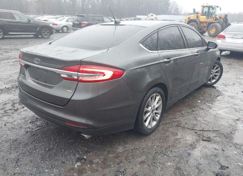Photo 4 of 2017 Ford Fusion SE (VIN 3FA6P0H78HR125434)