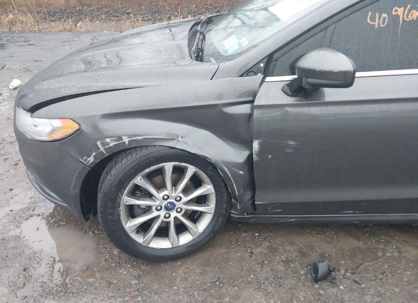 Photo 6 of 2017 Ford Fusion SE (VIN 3FA6P0H78HR125434)