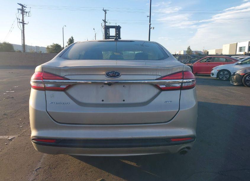 Photo 16 of 2017 Ford Fusion SE (VIN 3FA6P0H78HR150530)