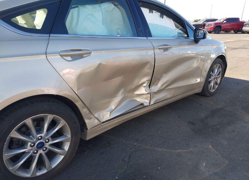 Photo 6 of 2017 Ford Fusion SE (VIN 3FA6P0H78HR150530)