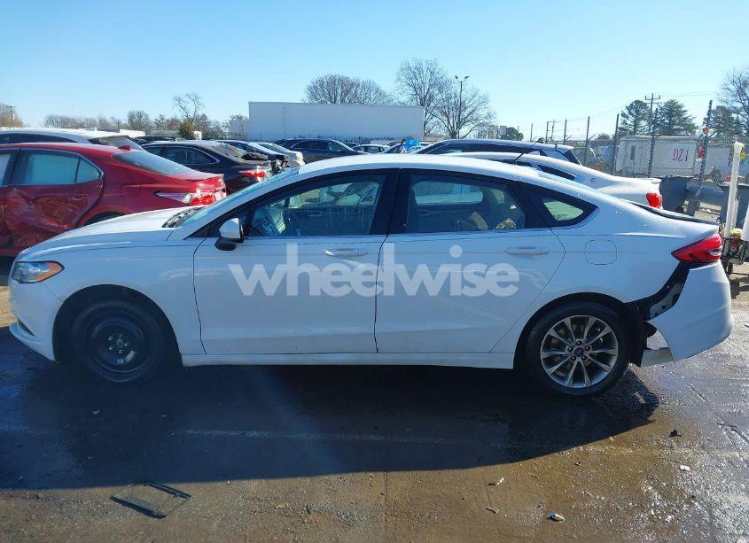 Photo 15 of 2017 Ford Fusion SE (VIN 3FA6P0H78HR224397)