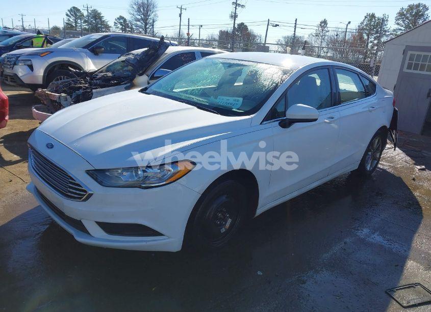 Photo 2 of 2017 Ford Fusion SE (VIN 3FA6P0H78HR224397)