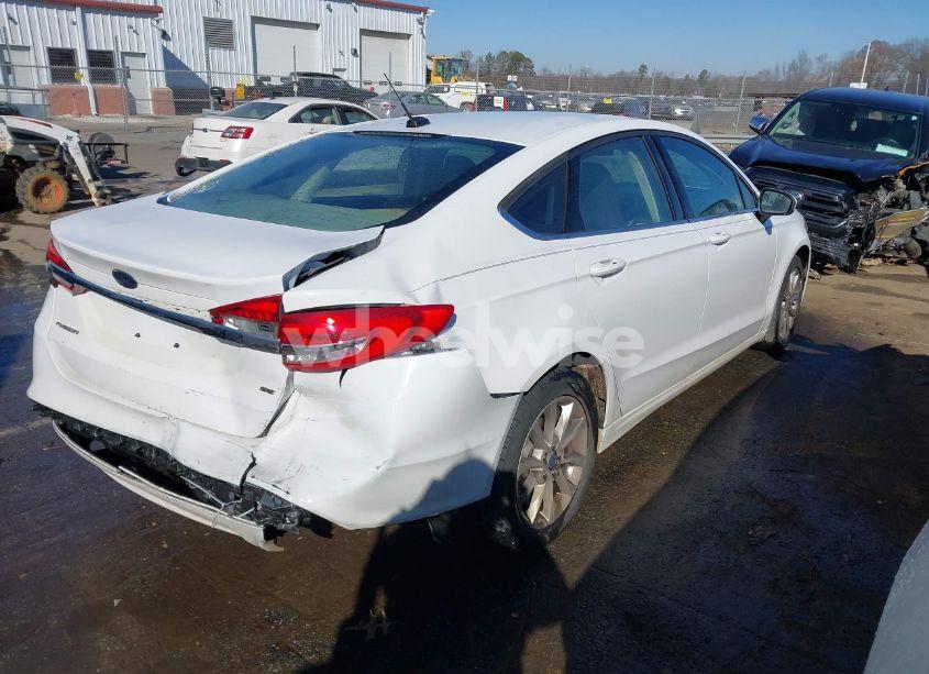 Photo 4 of 2017 Ford Fusion SE (VIN 3FA6P0H78HR224397)