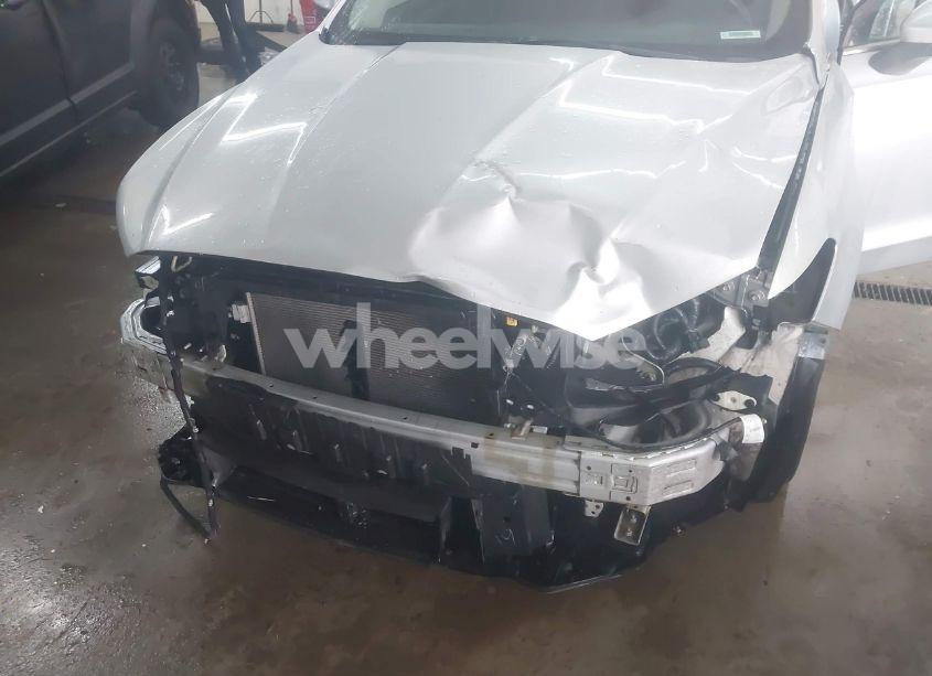 Photo 6 of 2017 Ford Fusion SE (VIN 3FA6P0H78HR227249)