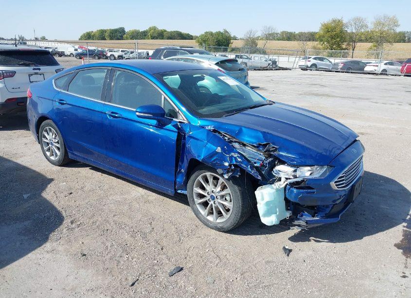 2017 Ford Fusion SE (VIN 3FA6P0H78HR349948) main photo