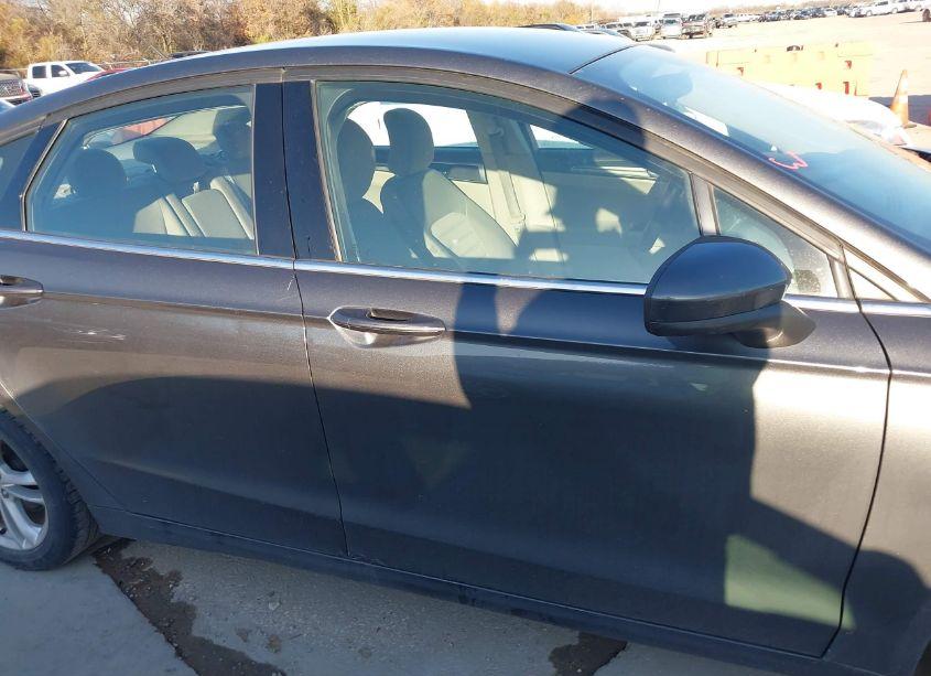 Photo 13 of 2018 Ford Fusion SE (VIN 3FA6P0H78JR156155)