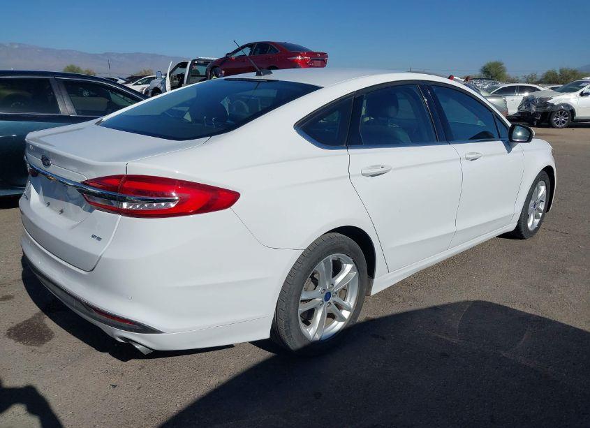 Photo 4 of 2018 Ford Fusion SE (VIN 3FA6P0H78JR249533)