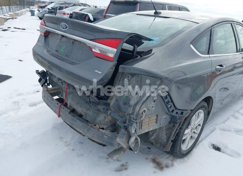 Photo 17 of 2018 Ford Fusion SE (VIN 3FA6P0H78JR275162)