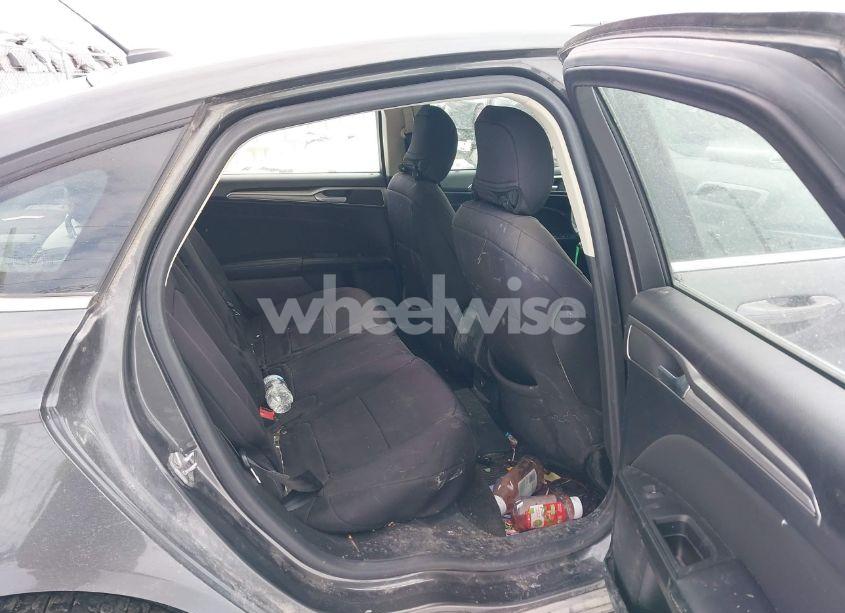 Photo 8 of 2018 Ford Fusion SE (VIN 3FA6P0H78JR275162)