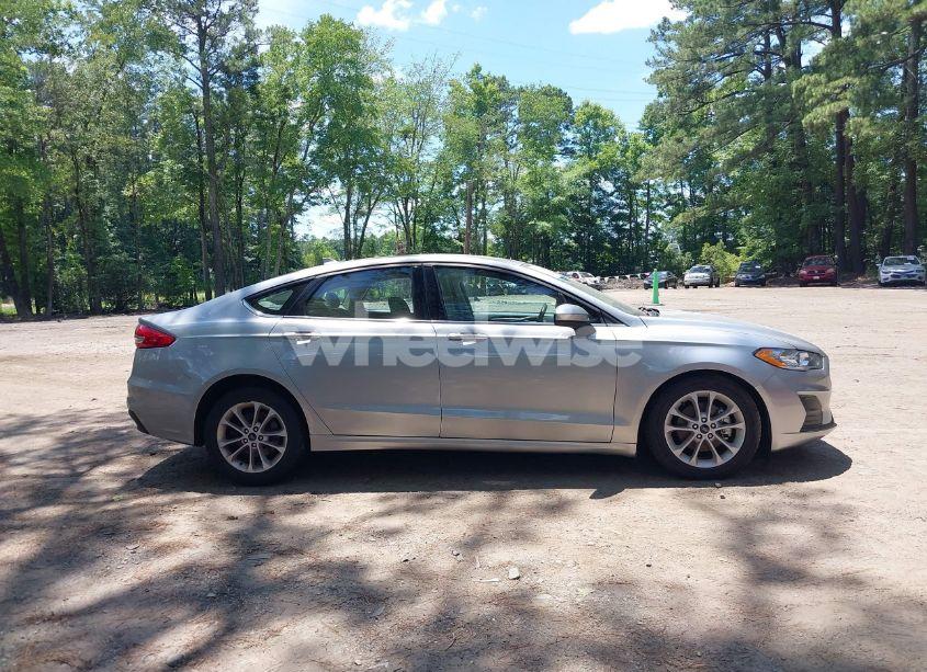 Photo 13 of 2020 Ford Fusion SE (VIN 3FA6P0H78LR238888)