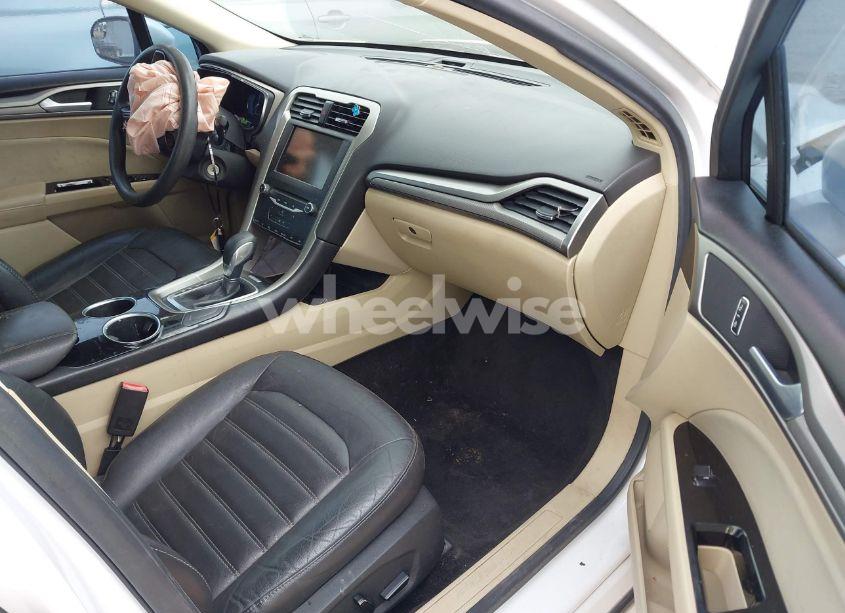 Photo 5 of 2013 Ford Fusion SE (VIN 3FA6P0H79DR132533)