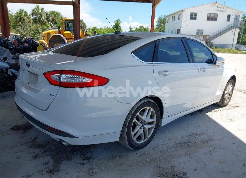 Photo 4 of 2013 Ford Fusion SE (VIN 3FA6P0H79DR198290)