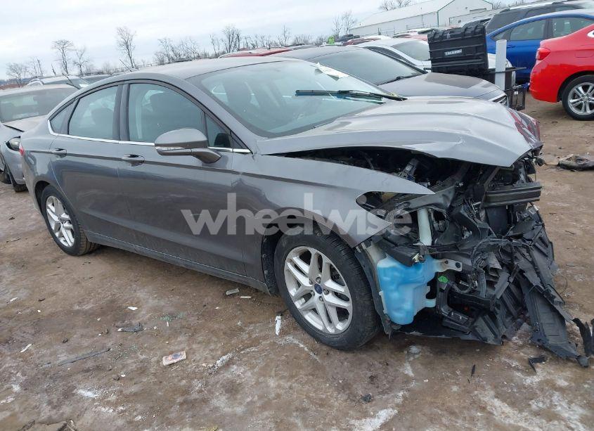 2013 Ford Fusion SE (VIN 3FA6P0H79DR213452) main photo